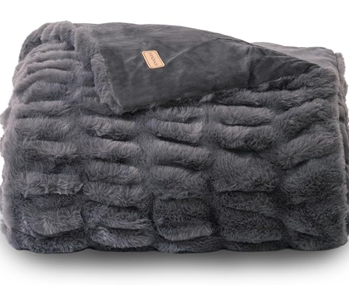 Frye Blanket® Arctic Blanket, Frye Blanket, Fur Blanket Official Website